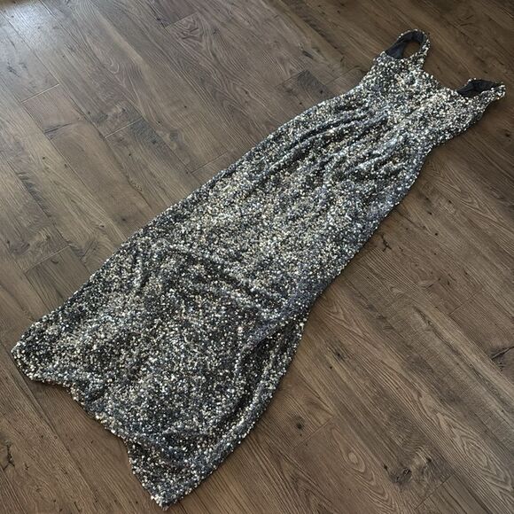 HELSI: Marilyn Sequin Gown - Picture 7 of 7